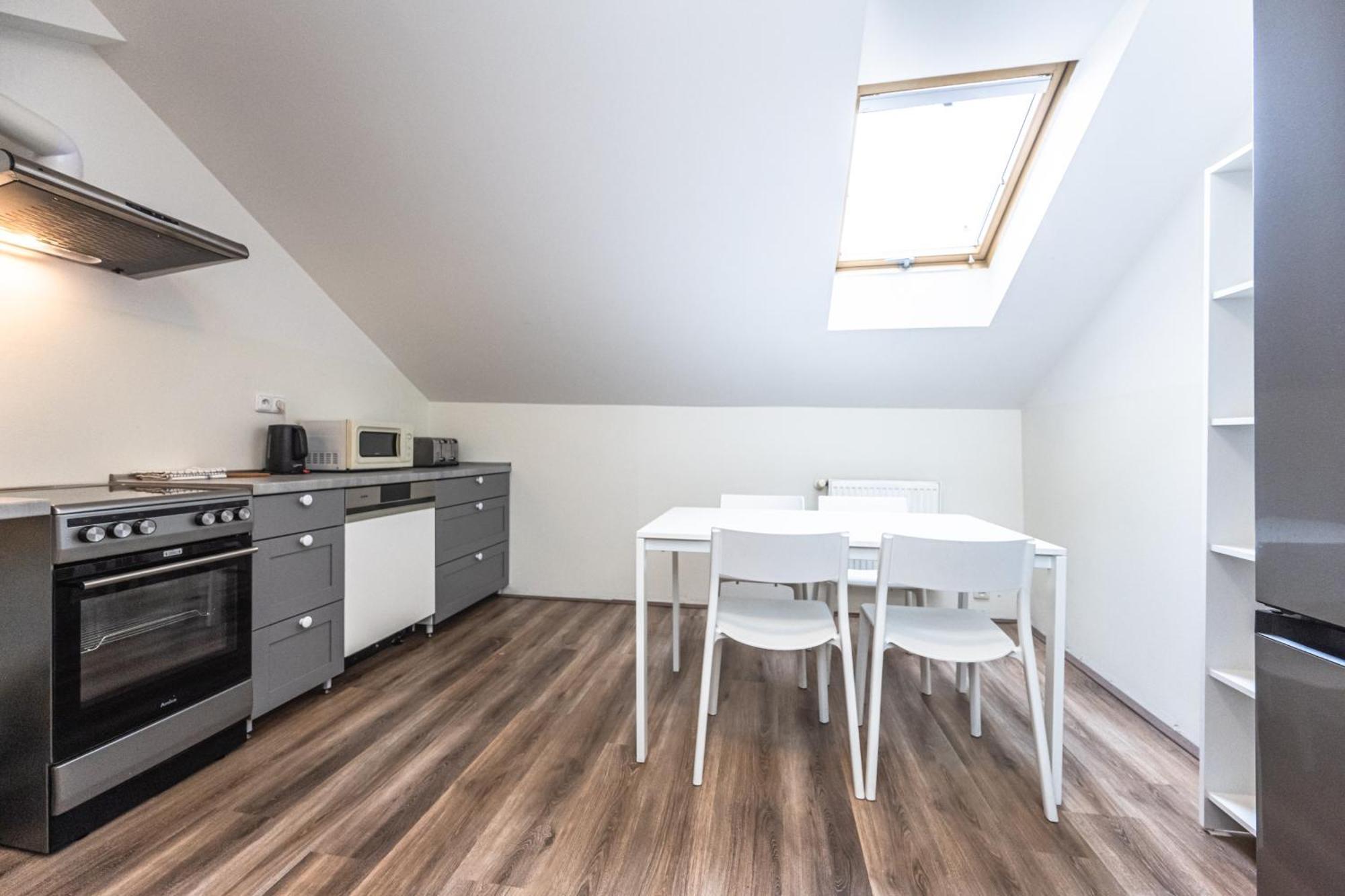 Apartments Kamenicka 23 Prága Kültér fotó