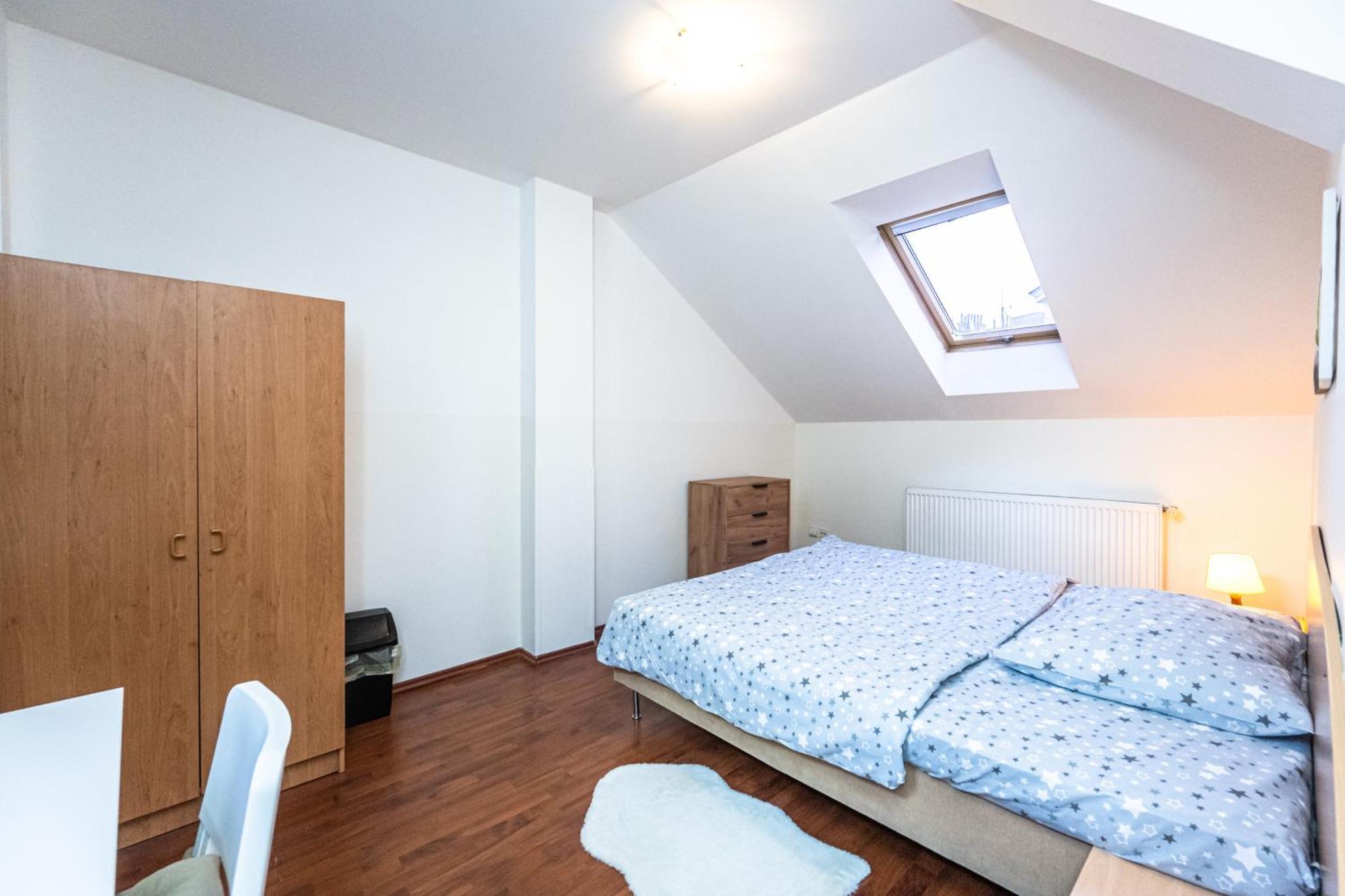 Apartments Kamenicka 23 Prága Kültér fotó