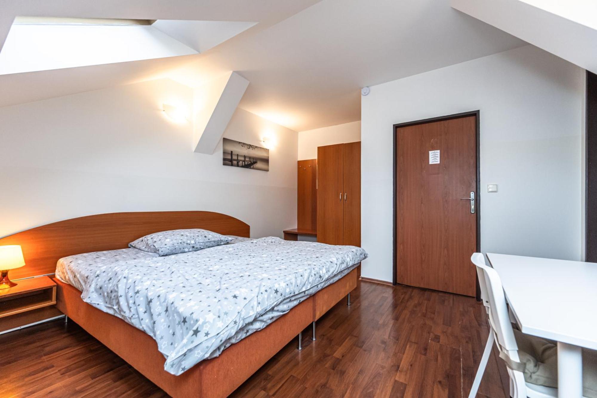 Apartments Kamenicka 23 Prága Kültér fotó