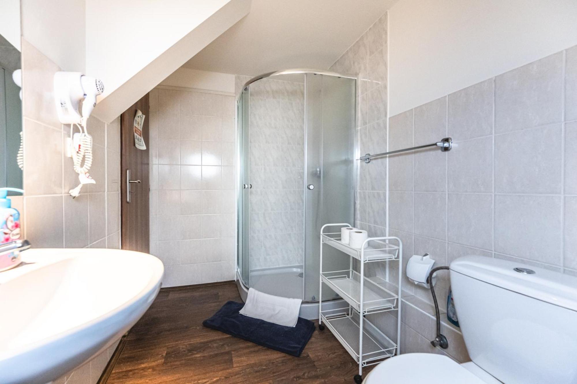 Apartments Kamenicka 23 Prága Kültér fotó