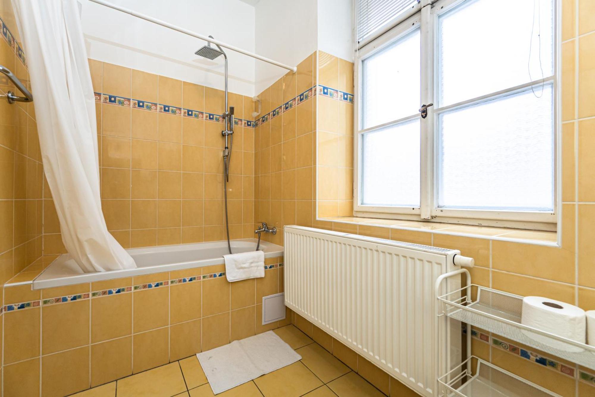 Apartments Kamenicka 23 Prága Kültér fotó